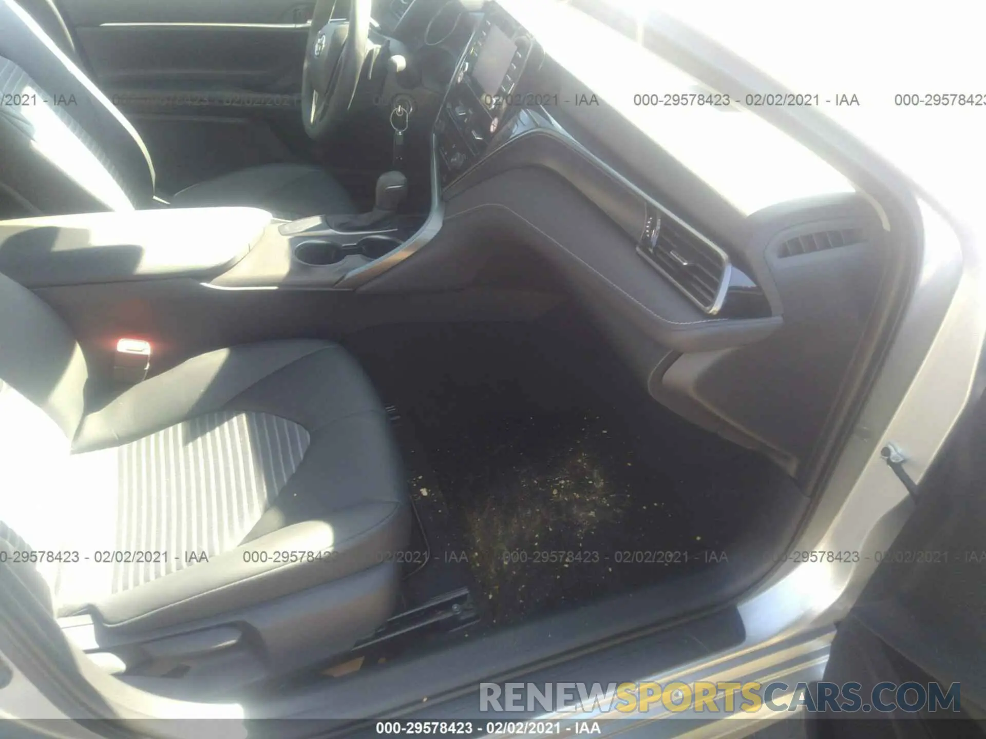 5 Photograph of a damaged car 4T1G11AK8MU416695 TOYOTA CAMRY 2021