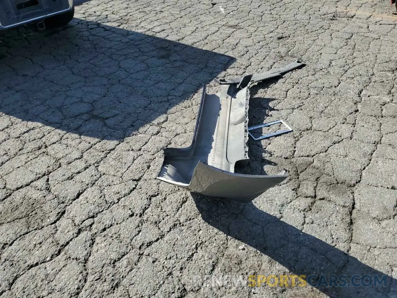 12 Photograph of a damaged car 4T1G11AK8MU425865 TOYOTA CAMRY 2021
