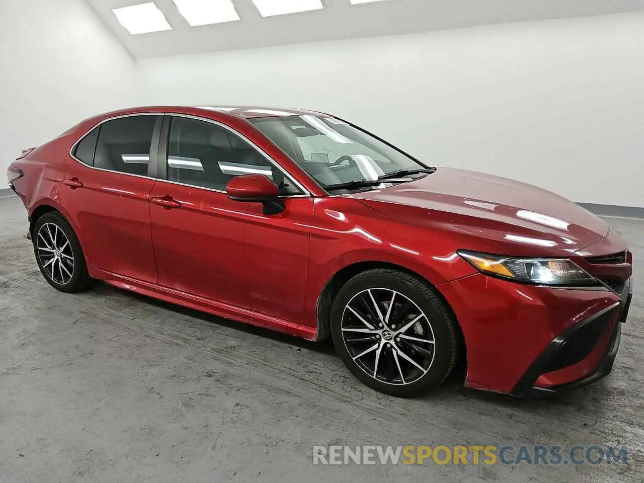 4 Photograph of a damaged car 4T1G11AK8MU427177 TOYOTA CAMRY 2021