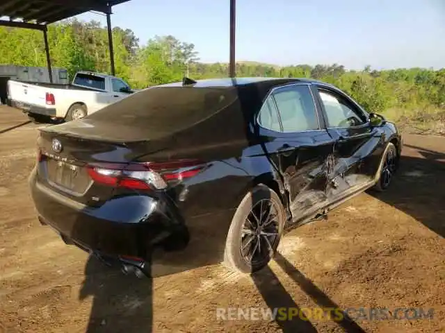 4 Photograph of a damaged car 4T1G11AK8MU428474 TOYOTA CAMRY 2021