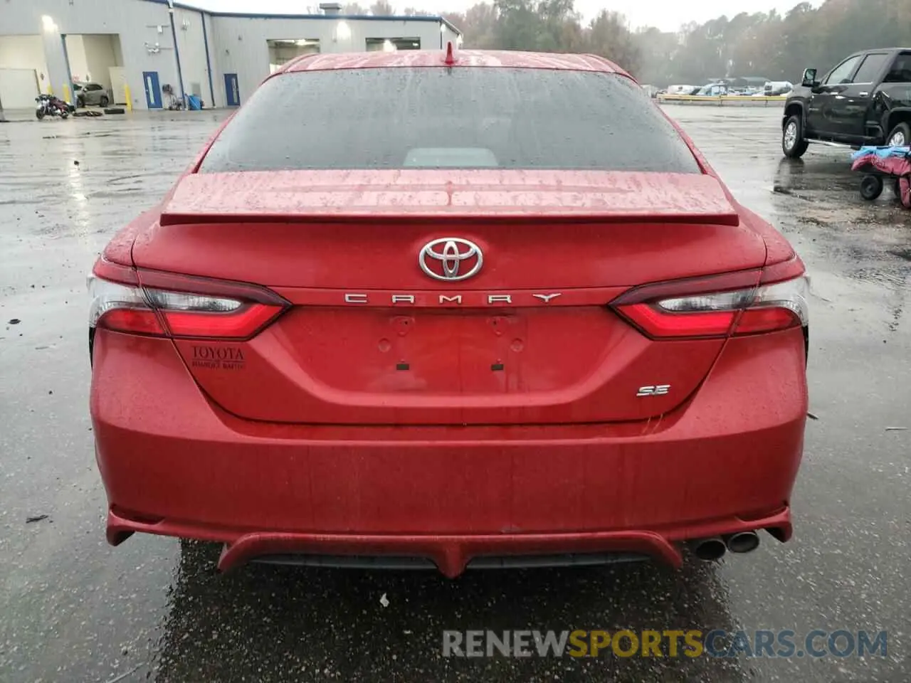 6 Photograph of a damaged car 4T1G11AK8MU436574 TOYOTA CAMRY 2021
