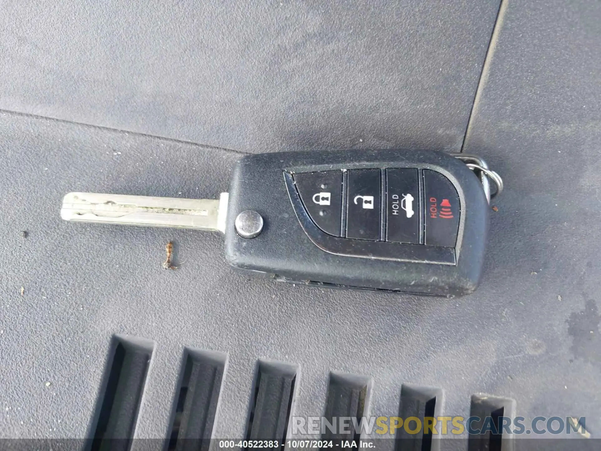 11 Photograph of a damaged car 4T1G11AK8MU465329 TOYOTA CAMRY 2021