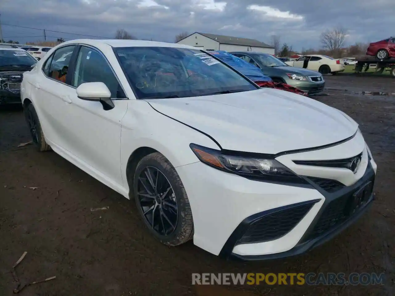 1 Photograph of a damaged car 4T1G11AK8MU468439 TOYOTA CAMRY 2021