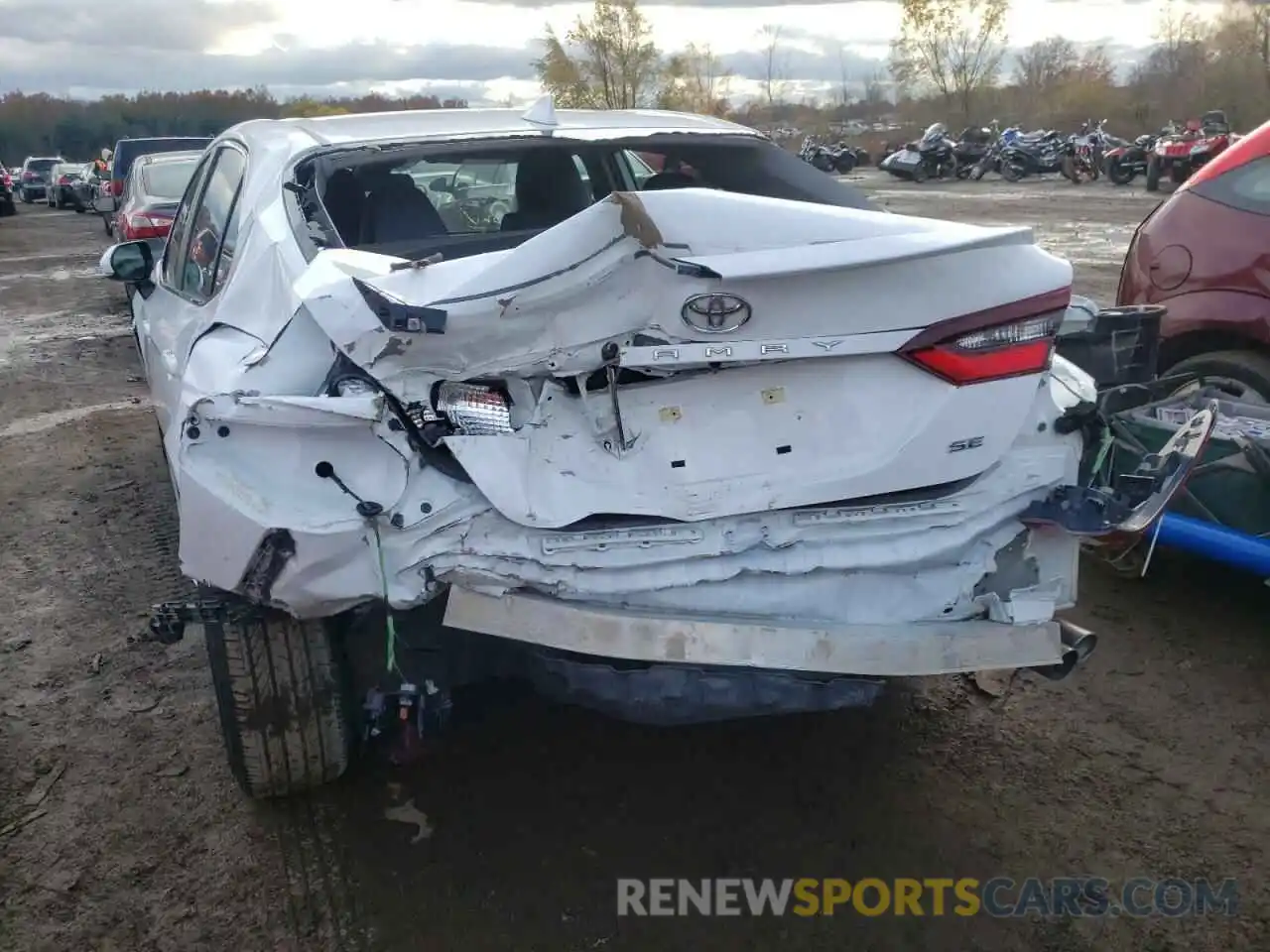 9 Photograph of a damaged car 4T1G11AK8MU468439 TOYOTA CAMRY 2021