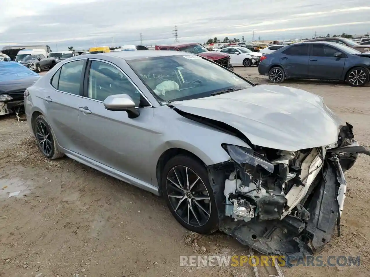 4 Photograph of a damaged car 4T1G11AK8MU469879 TOYOTA CAMRY 2021