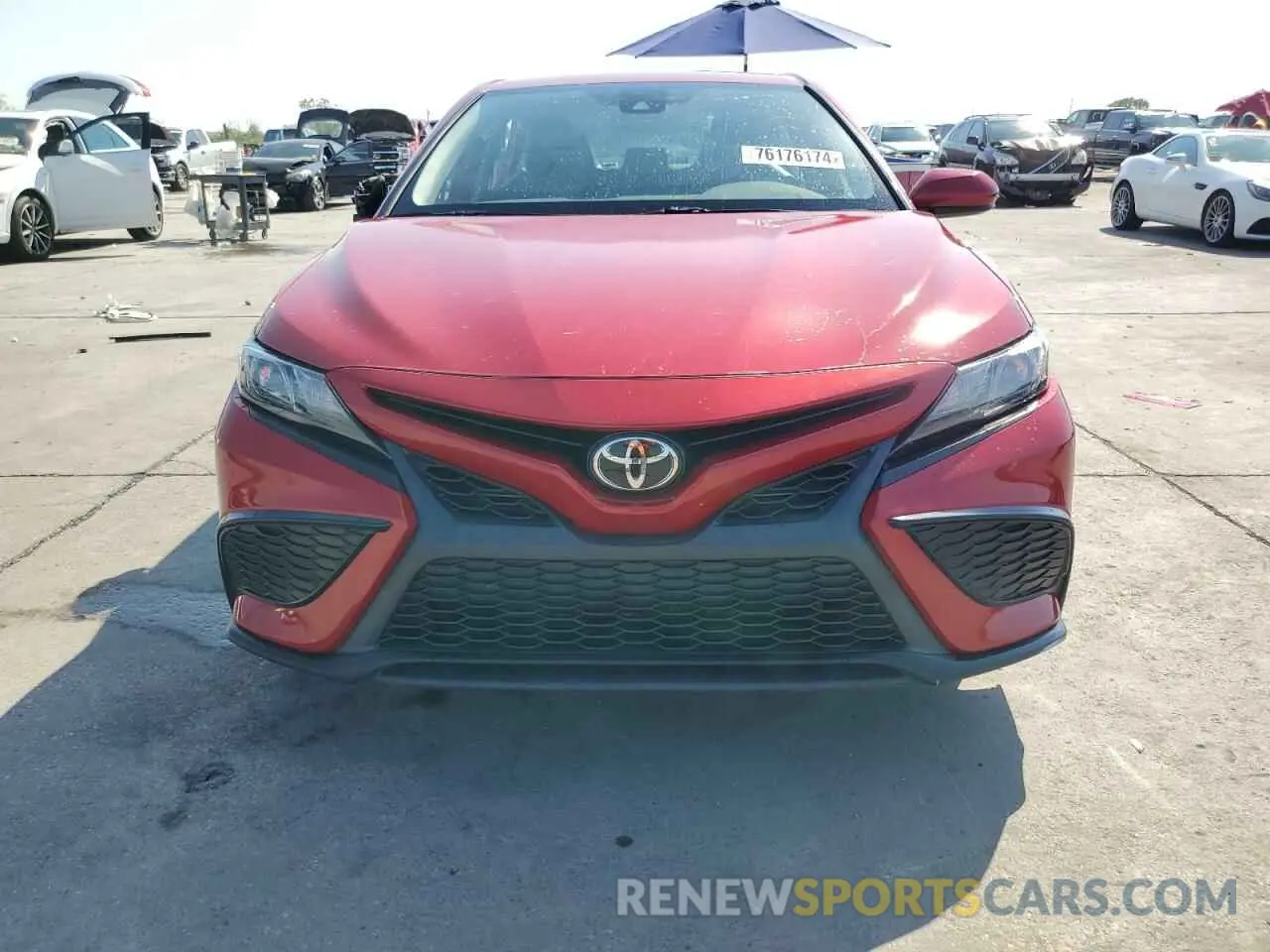 5 Photograph of a damaged car 4T1G11AK8MU470658 TOYOTA CAMRY 2021