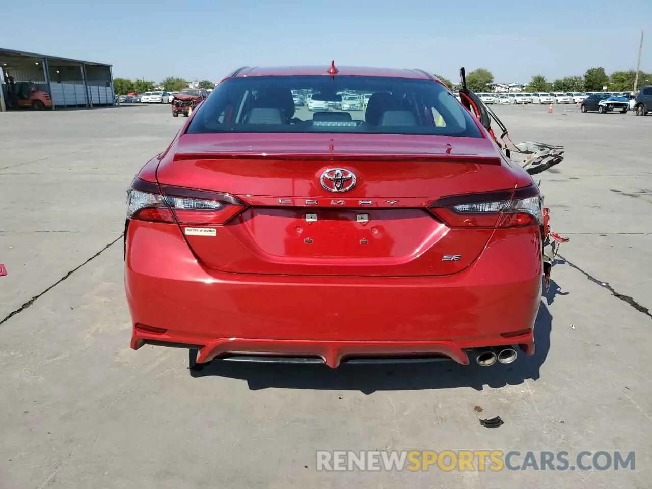 6 Photograph of a damaged car 4T1G11AK8MU470658 TOYOTA CAMRY 2021