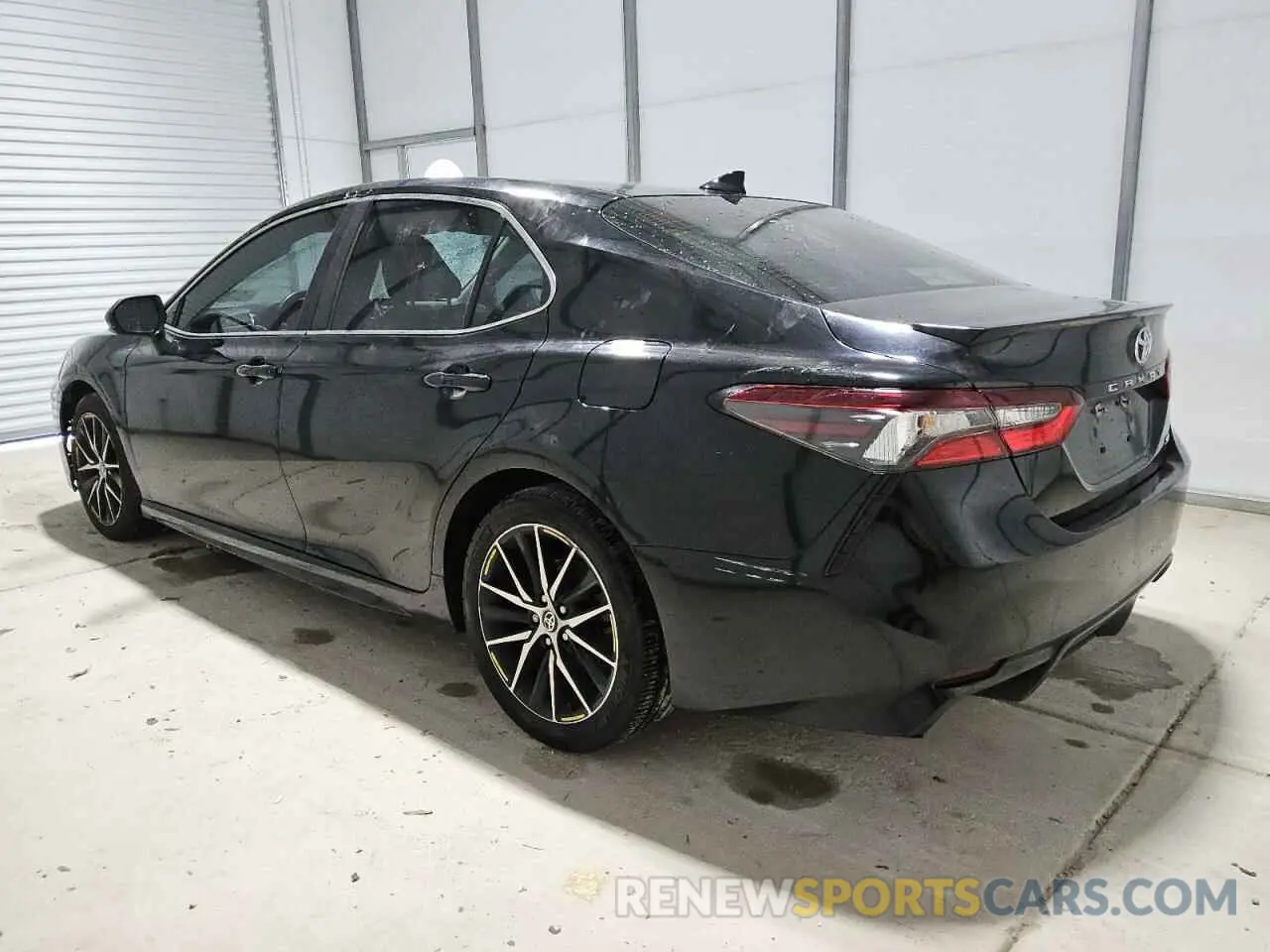 2 Photograph of a damaged car 4T1G11AK8MU472331 TOYOTA CAMRY 2021