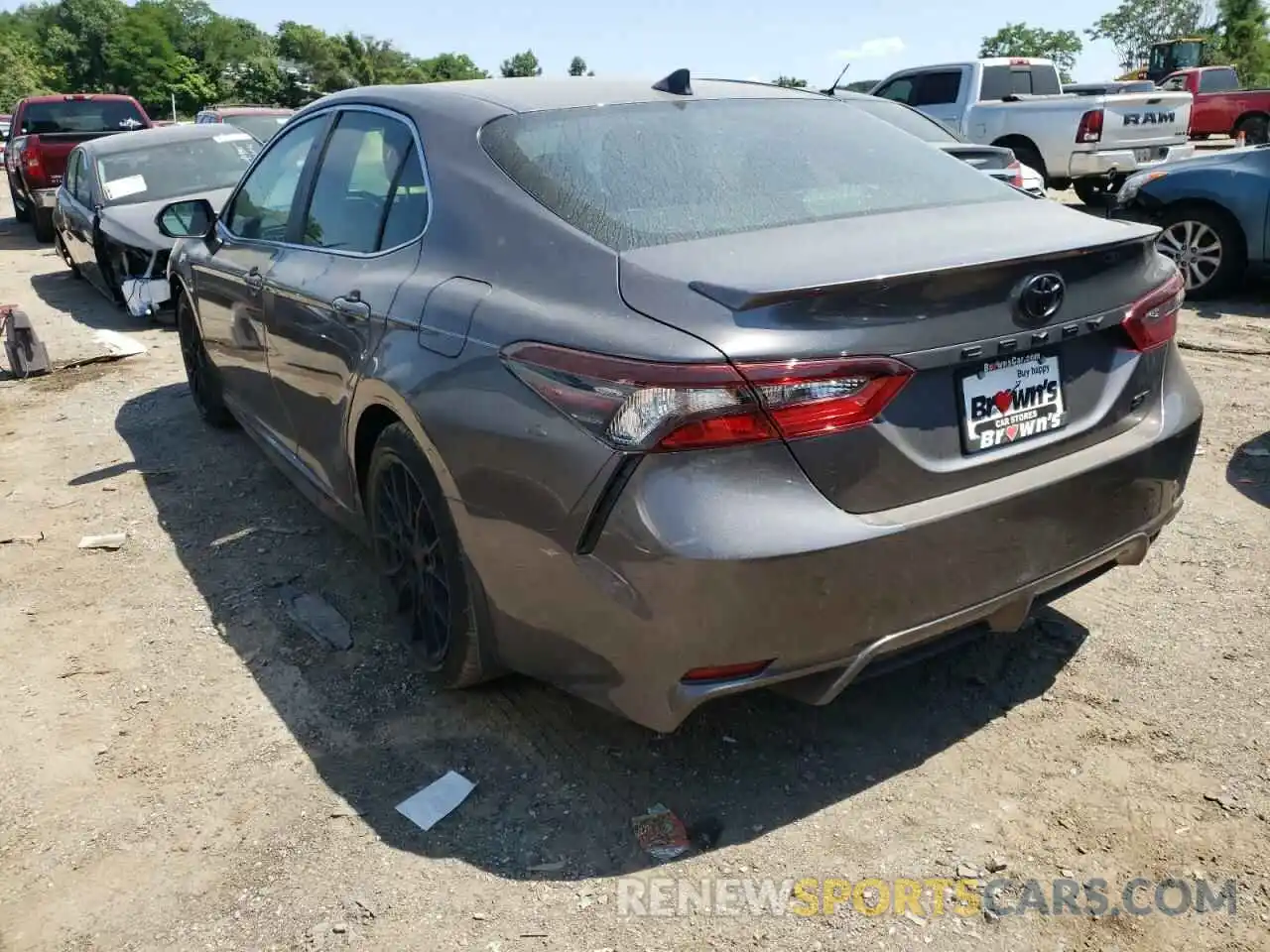 3 Photograph of a damaged car 4T1G11AK8MU472362 TOYOTA CAMRY 2021