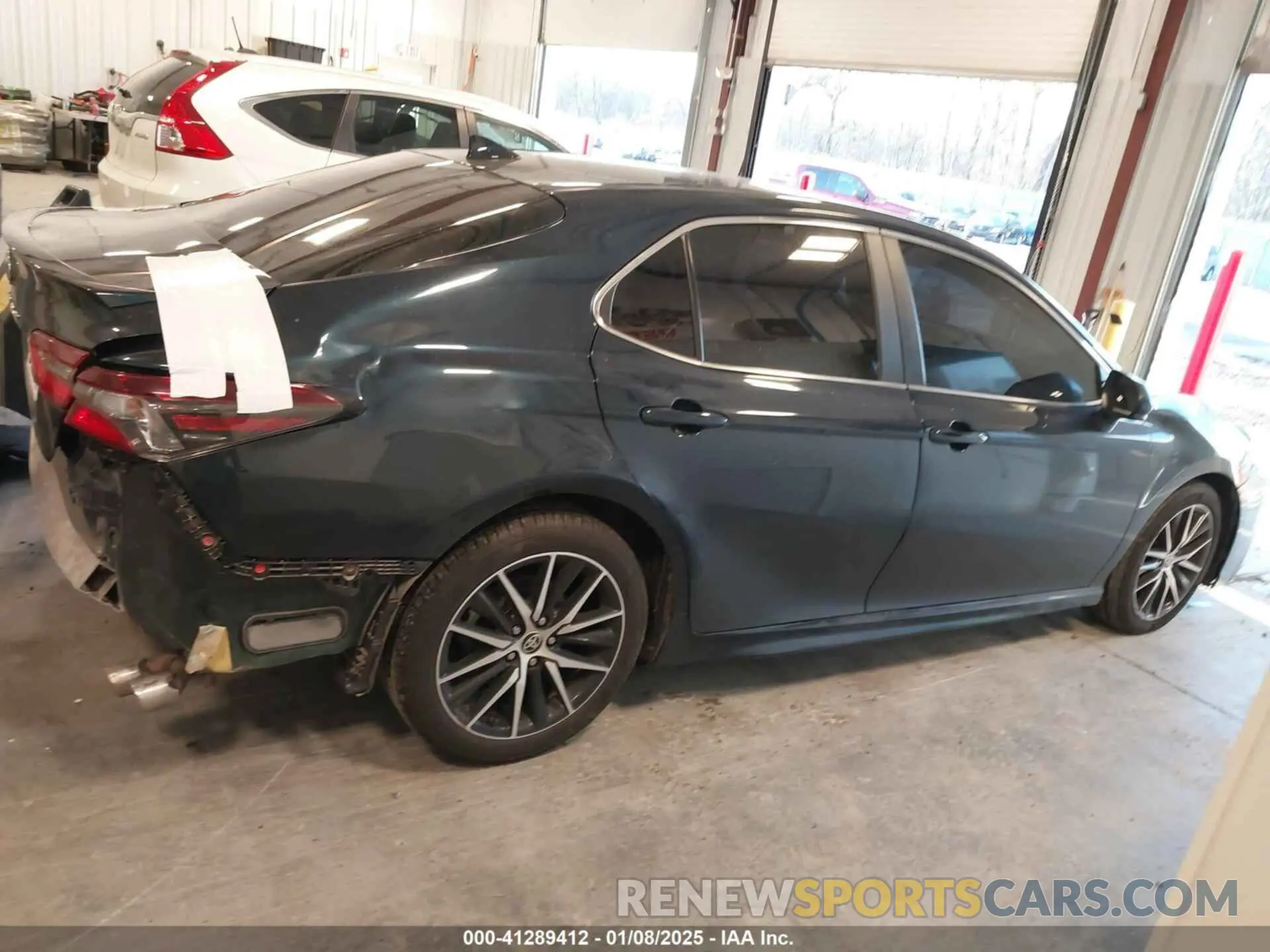 13 Photograph of a damaged car 4T1G11AK8MU477688 TOYOTA CAMRY 2021