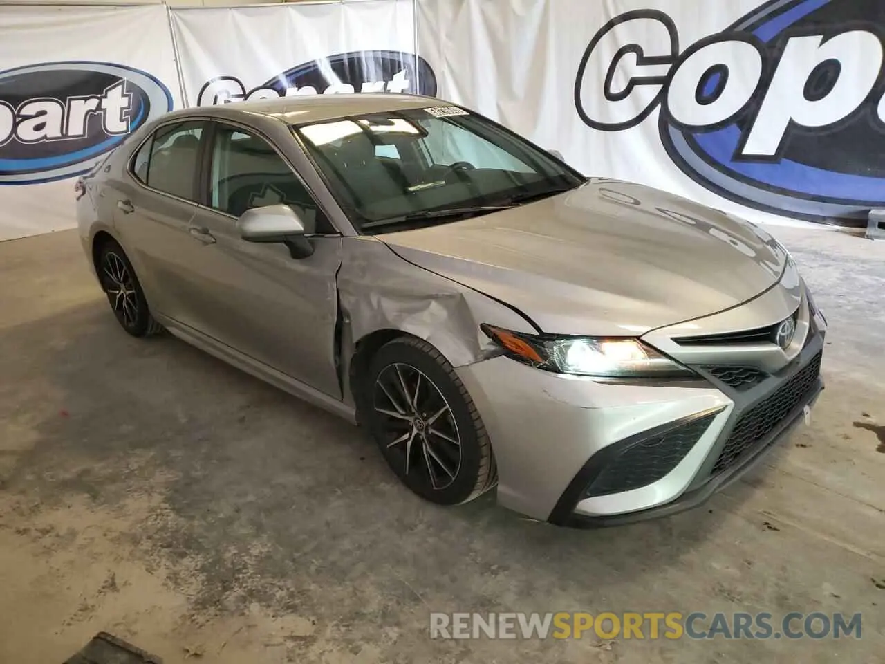 4 Photograph of a damaged car 4T1G11AK8MU482292 TOYOTA CAMRY 2021