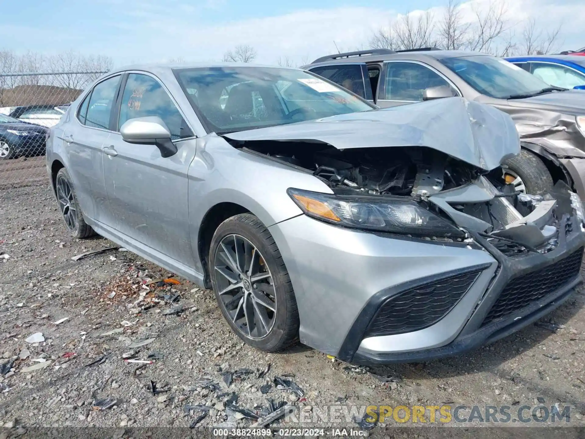 1 Photograph of a damaged car 4T1G11AK8MU512018 TOYOTA CAMRY 2021