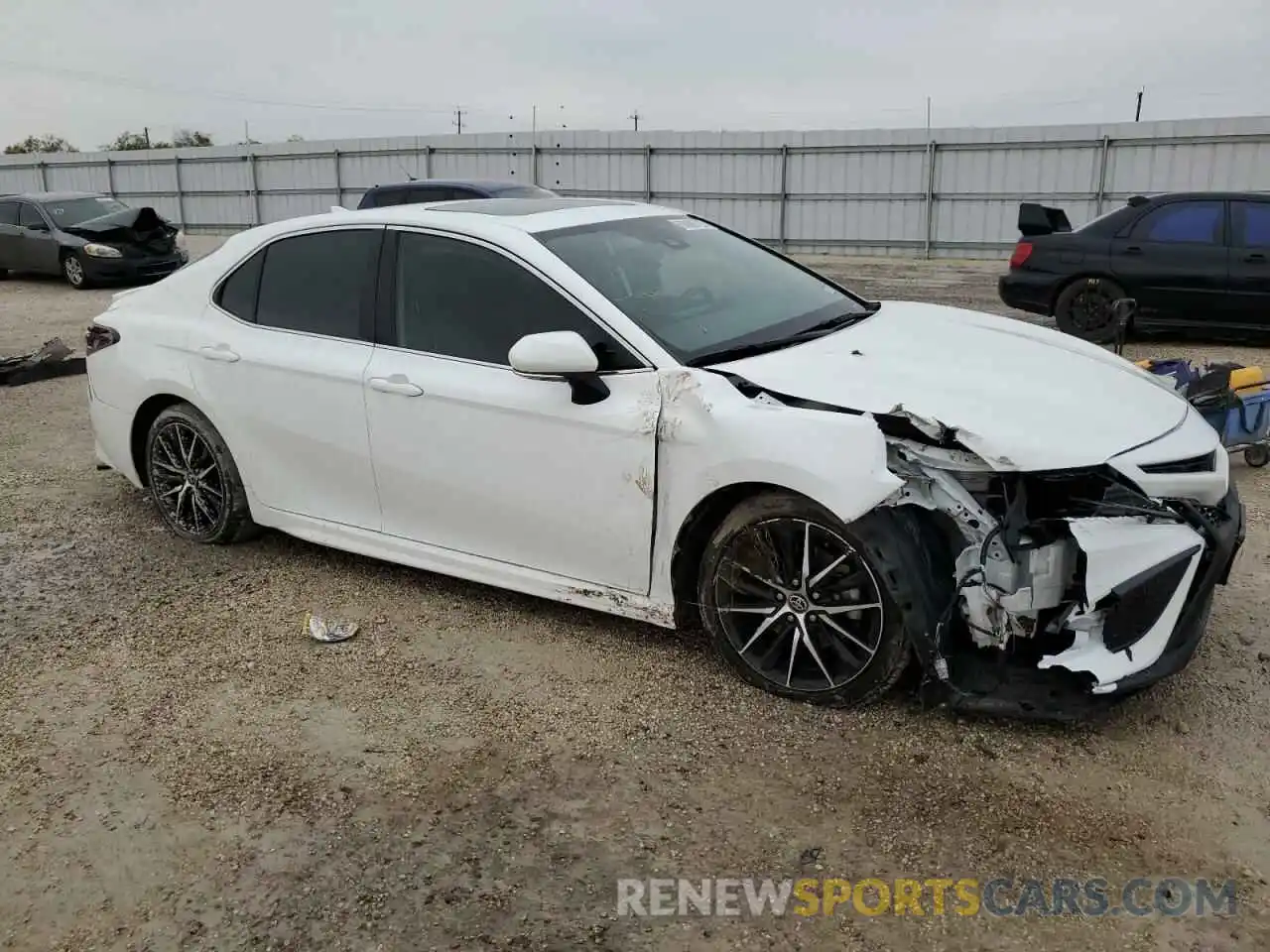 4 Photograph of a damaged car 4T1G11AK8MU512200 TOYOTA CAMRY 2021