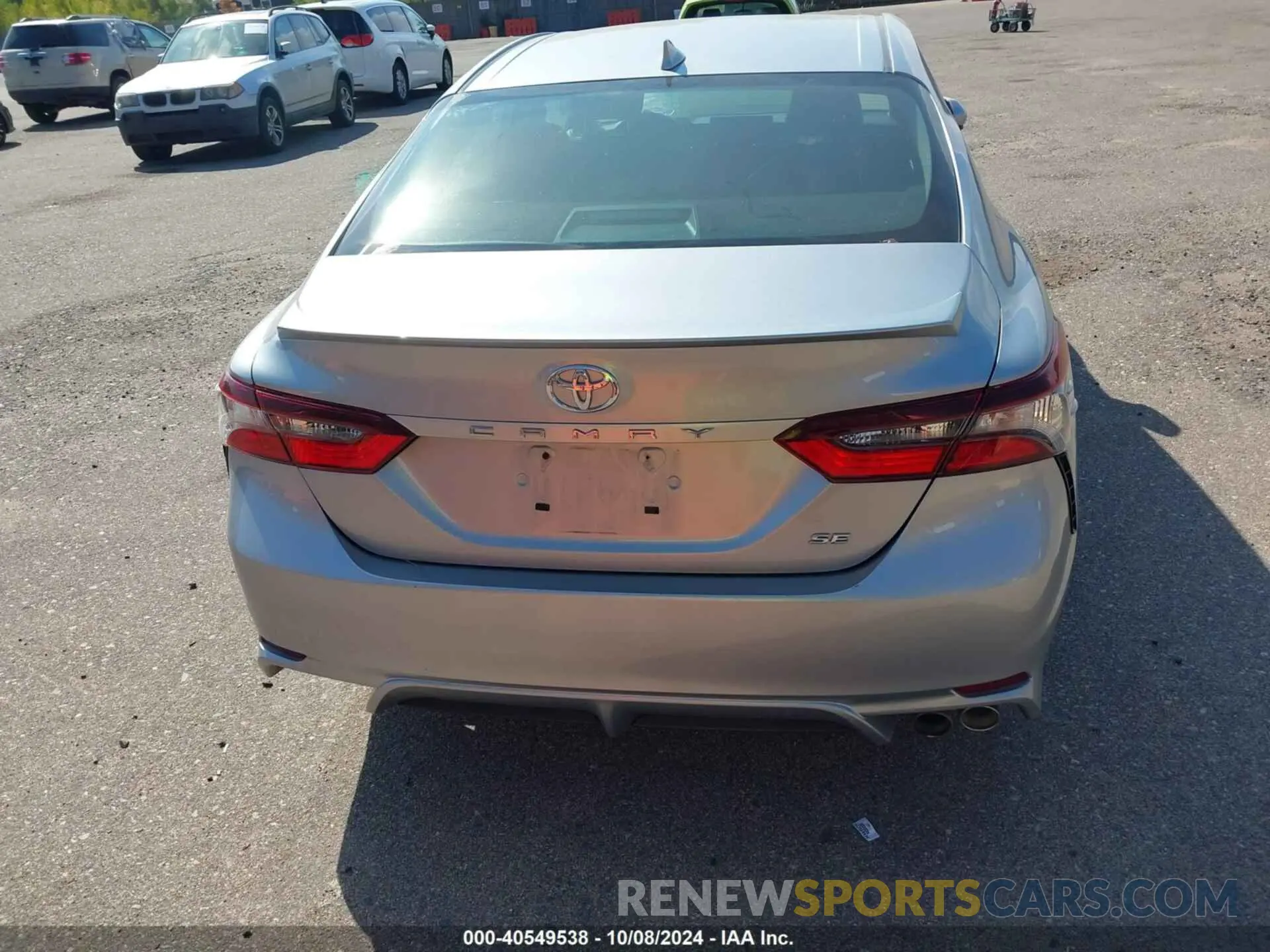 16 Photograph of a damaged car 4T1G11AK8MU519180 TOYOTA CAMRY 2021