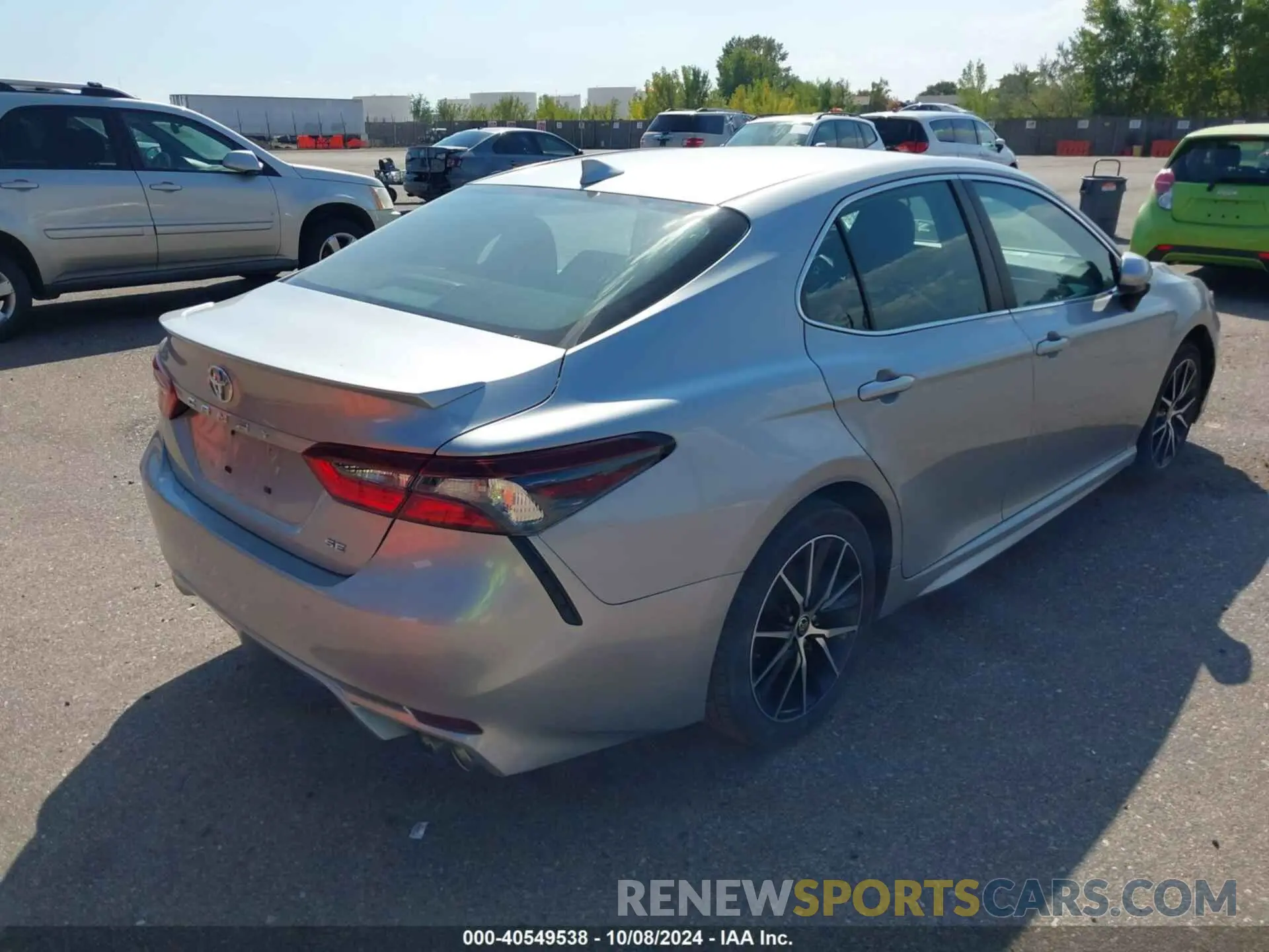 4 Photograph of a damaged car 4T1G11AK8MU519180 TOYOTA CAMRY 2021