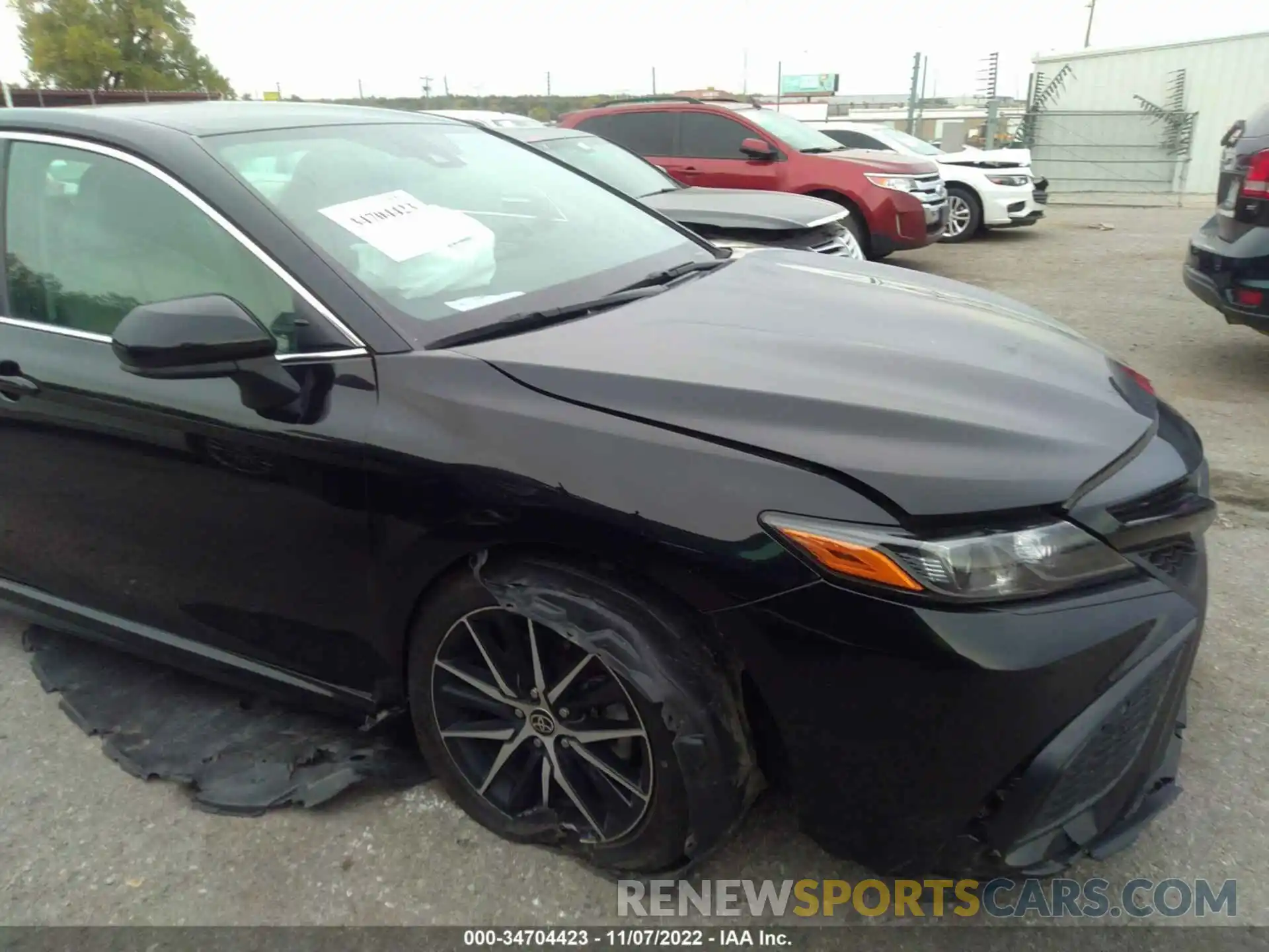 6 Photograph of a damaged car 4T1G11AK8MU522855 TOYOTA CAMRY 2021