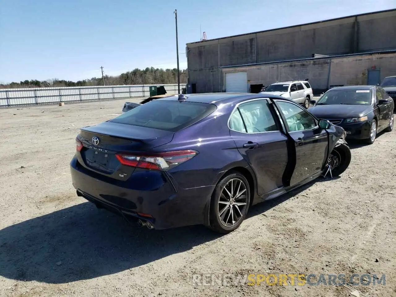 4 Photograph of a damaged car 4T1G11AK8MU529496 TOYOTA CAMRY 2021