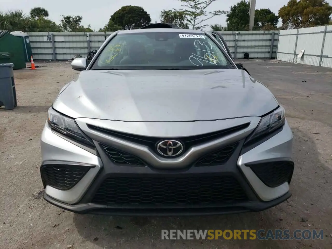 5 Photograph of a damaged car 4T1G11AK8MU529613 TOYOTA CAMRY 2021