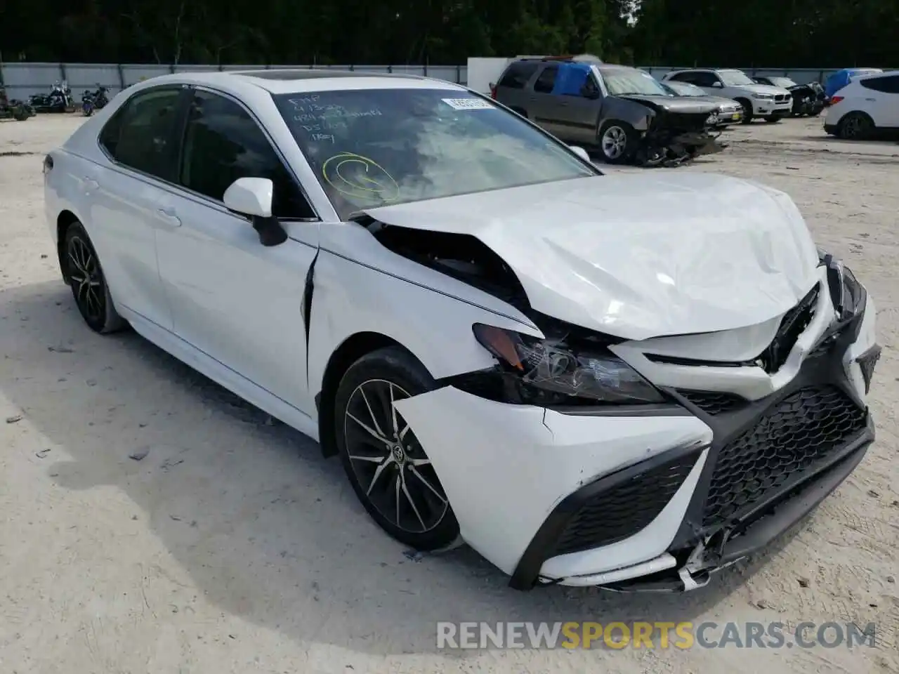 1 Photograph of a damaged car 4T1G11AK8MU534777 TOYOTA CAMRY 2021