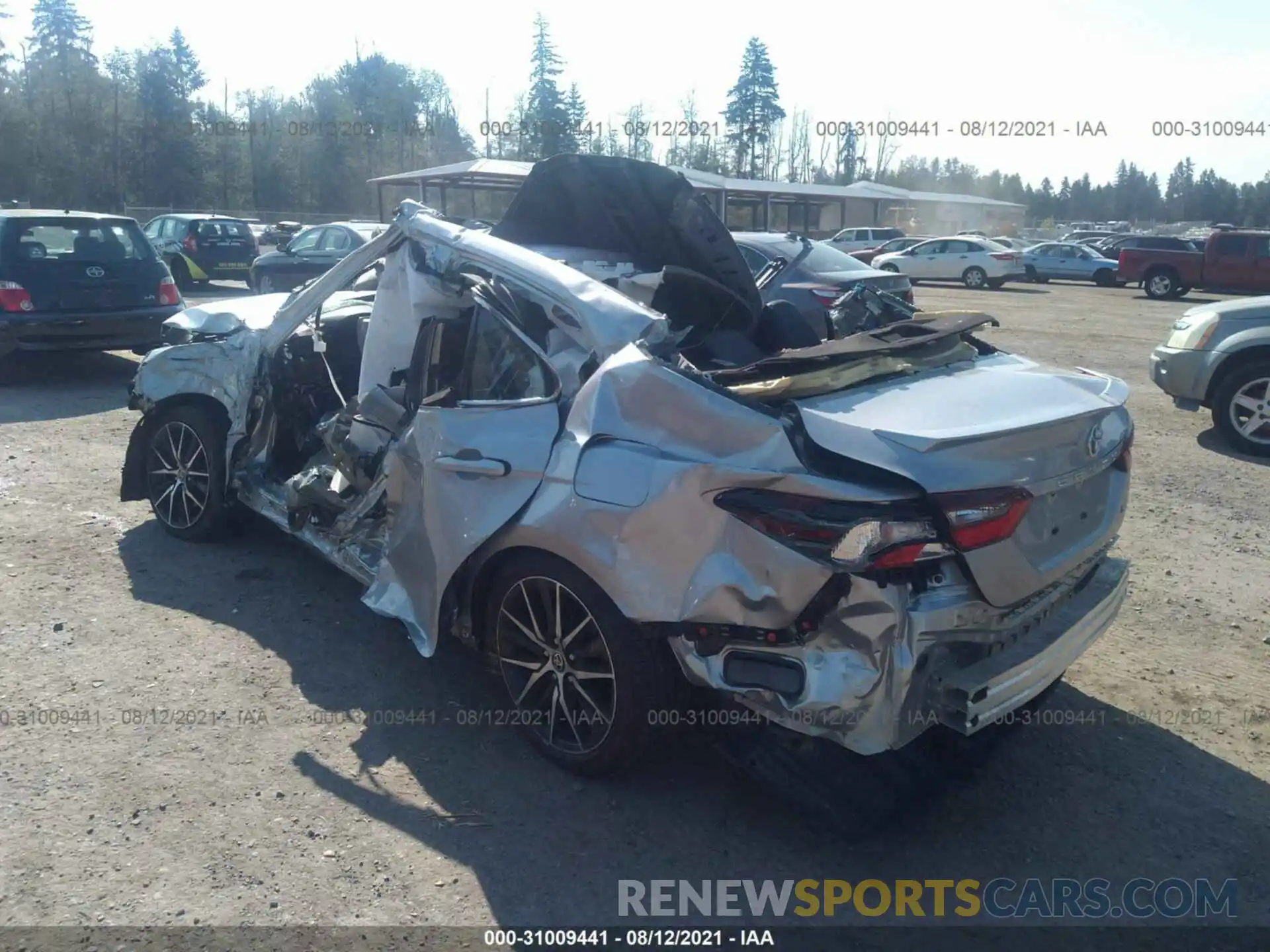 3 Photograph of a damaged car 4T1G11AK8MU537114 TOYOTA CAMRY 2021