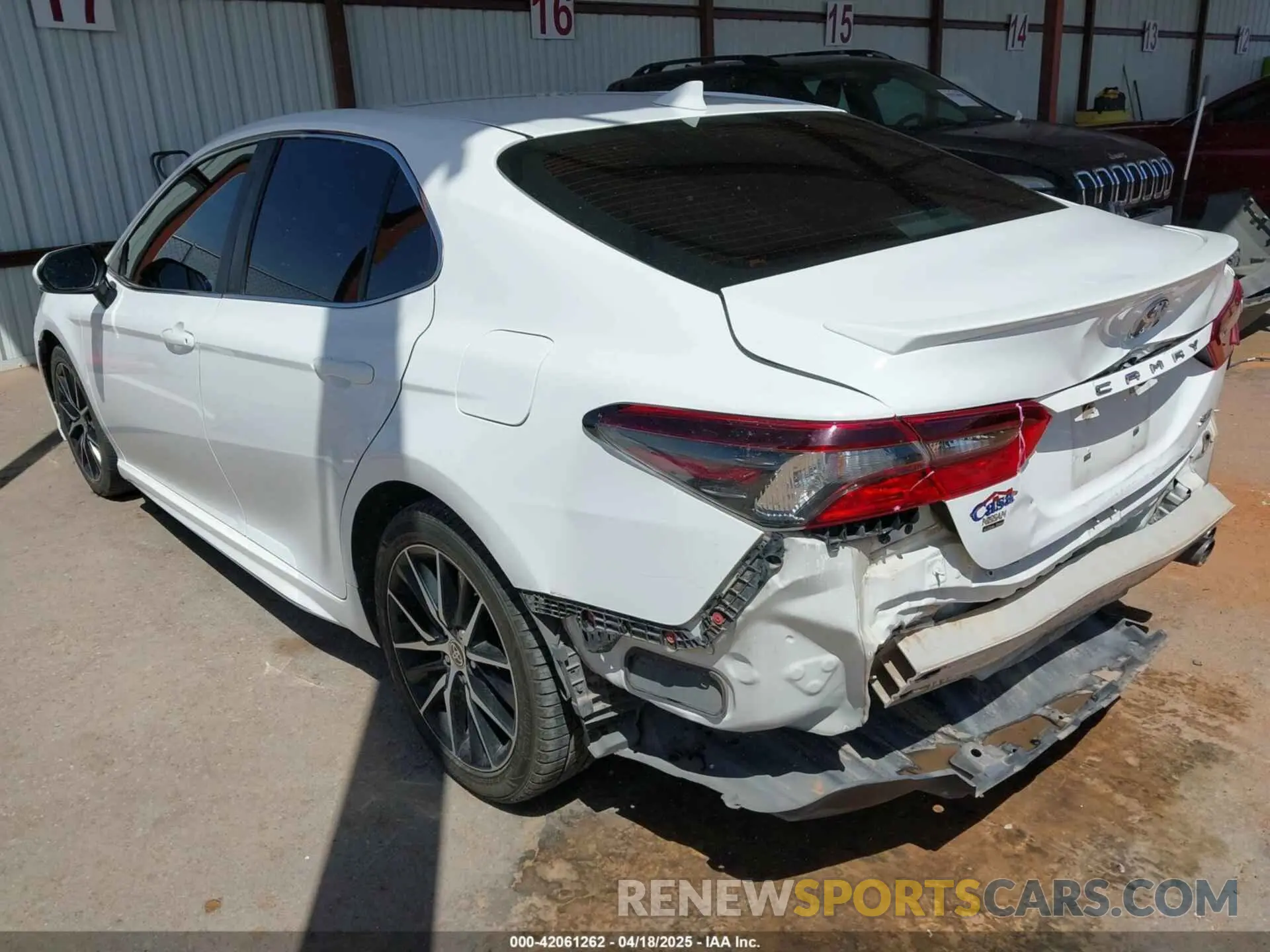 3 Photograph of a damaged car 4T1G11AK8MU547707 TOYOTA CAMRY 2021