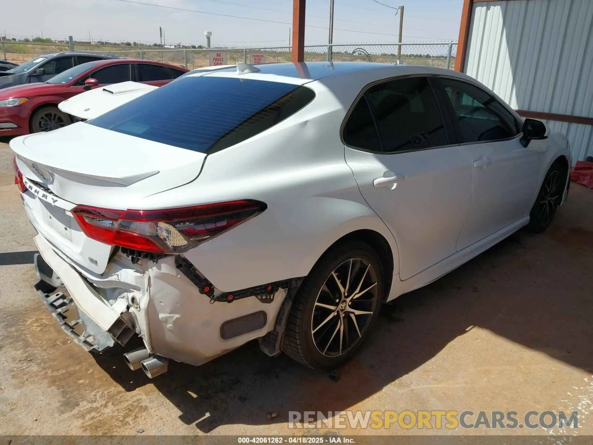 4 Photograph of a damaged car 4T1G11AK8MU547707 TOYOTA CAMRY 2021