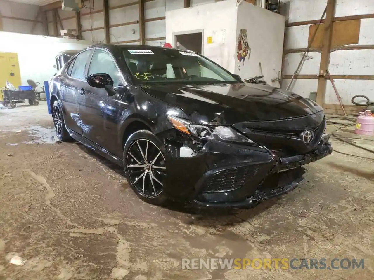 1 Photograph of a damaged car 4T1G11AK8MU577080 TOYOTA CAMRY 2021