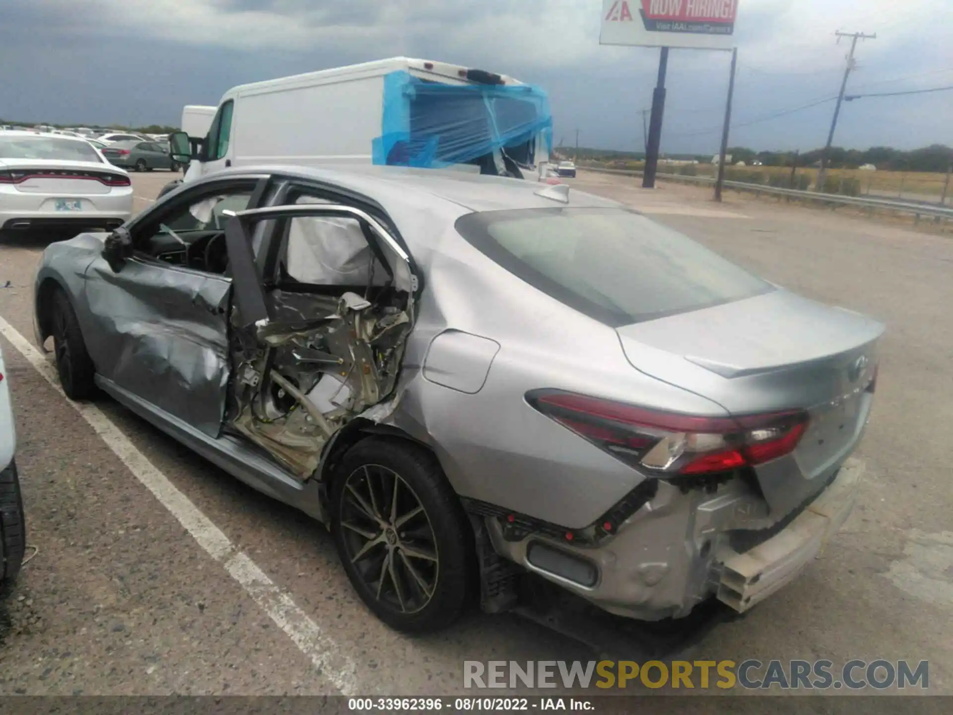 3 Photograph of a damaged car 4T1G11AK8MU584630 TOYOTA CAMRY 2021