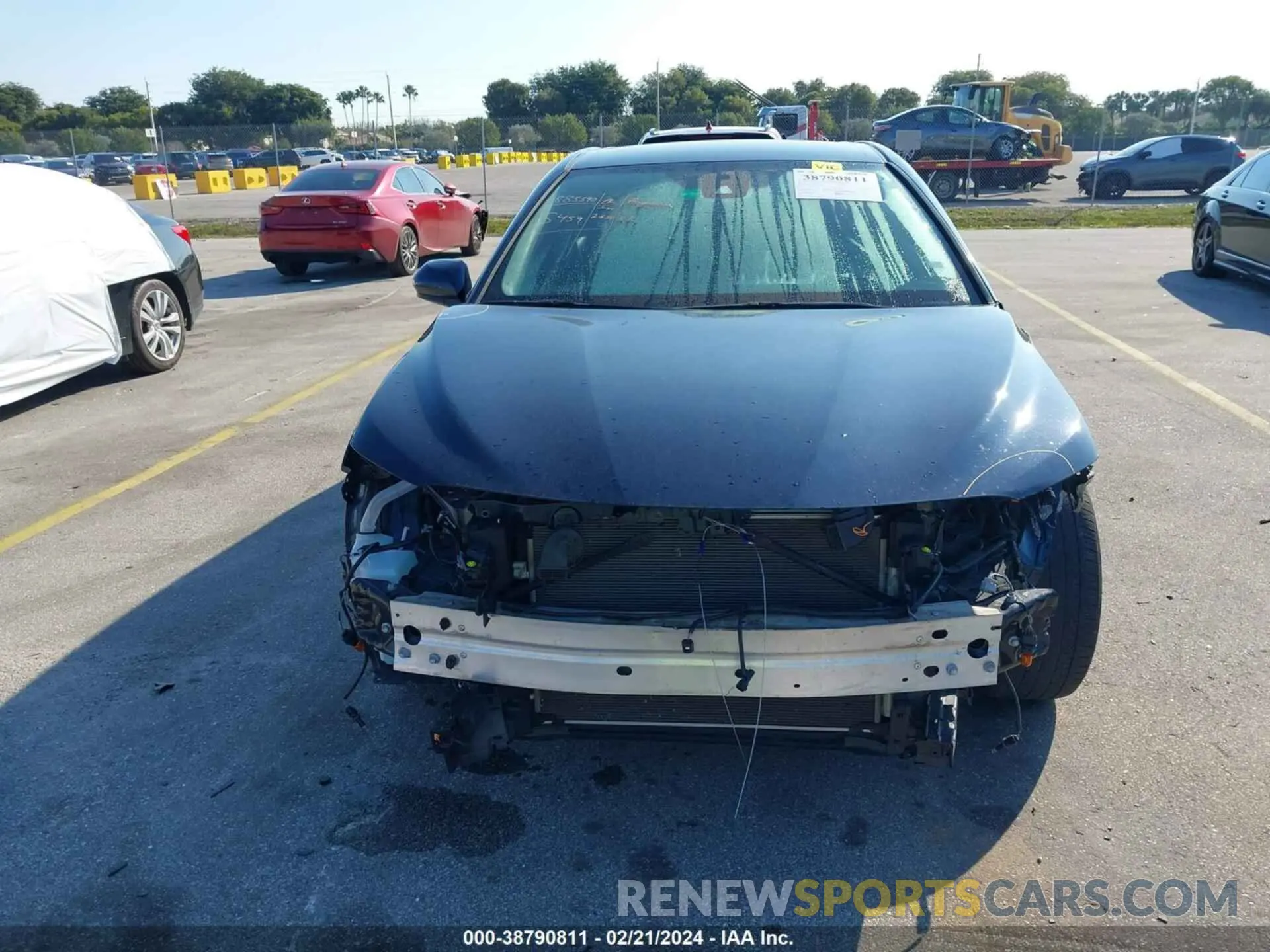 13 Photograph of a damaged car 4T1G11AK8MU587690 TOYOTA CAMRY 2021