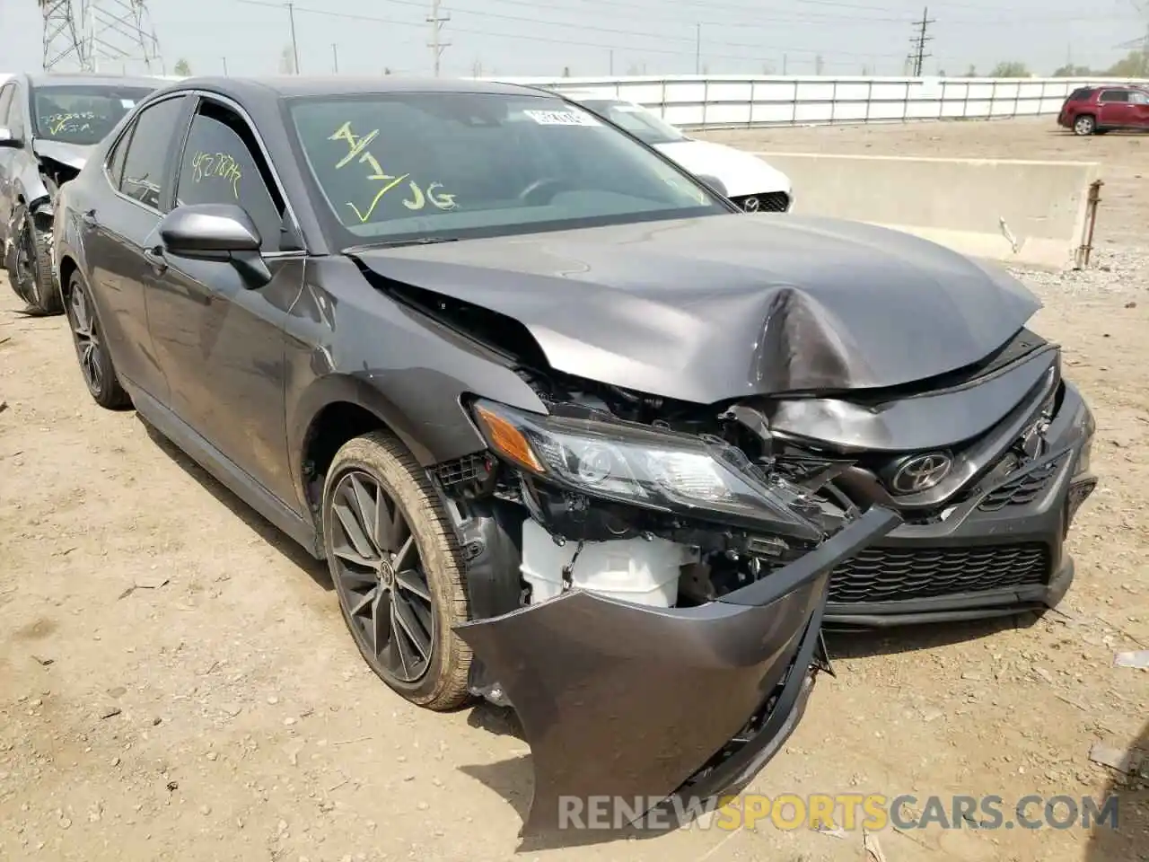 1 Photograph of a damaged car 4T1G11AK8MU589875 TOYOTA CAMRY 2021