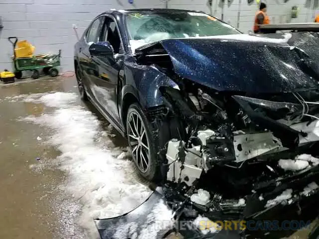 11 Photograph of a damaged car 4T1G11AK8MU594946 TOYOTA CAMRY 2021
