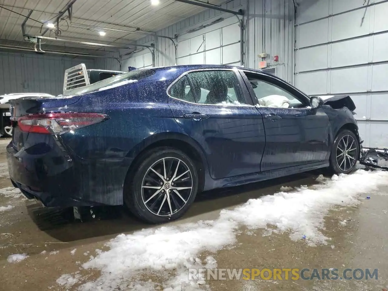 3 Photograph of a damaged car 4T1G11AK8MU594946 TOYOTA CAMRY 2021