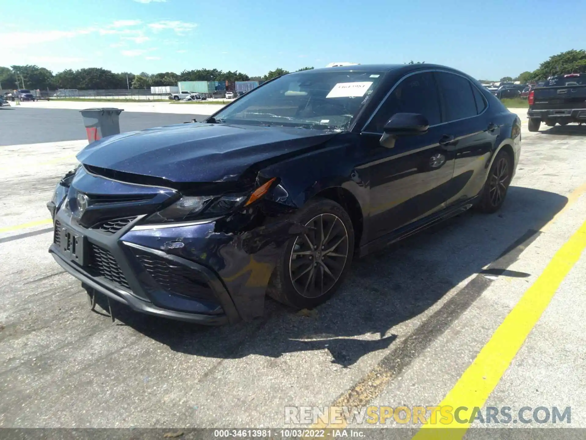 2 Photograph of a damaged car 4T1G11AK8MU600647 TOYOTA CAMRY 2021