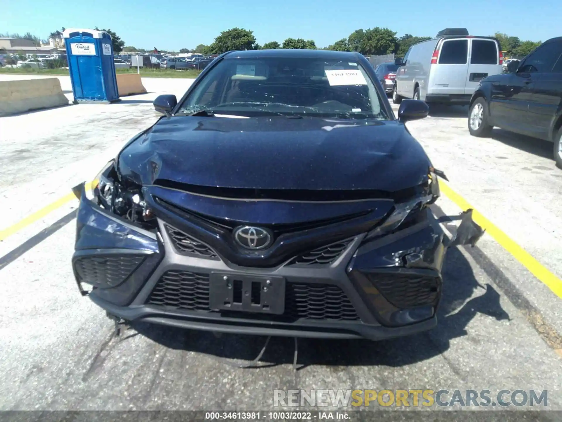 6 Photograph of a damaged car 4T1G11AK8MU600647 TOYOTA CAMRY 2021