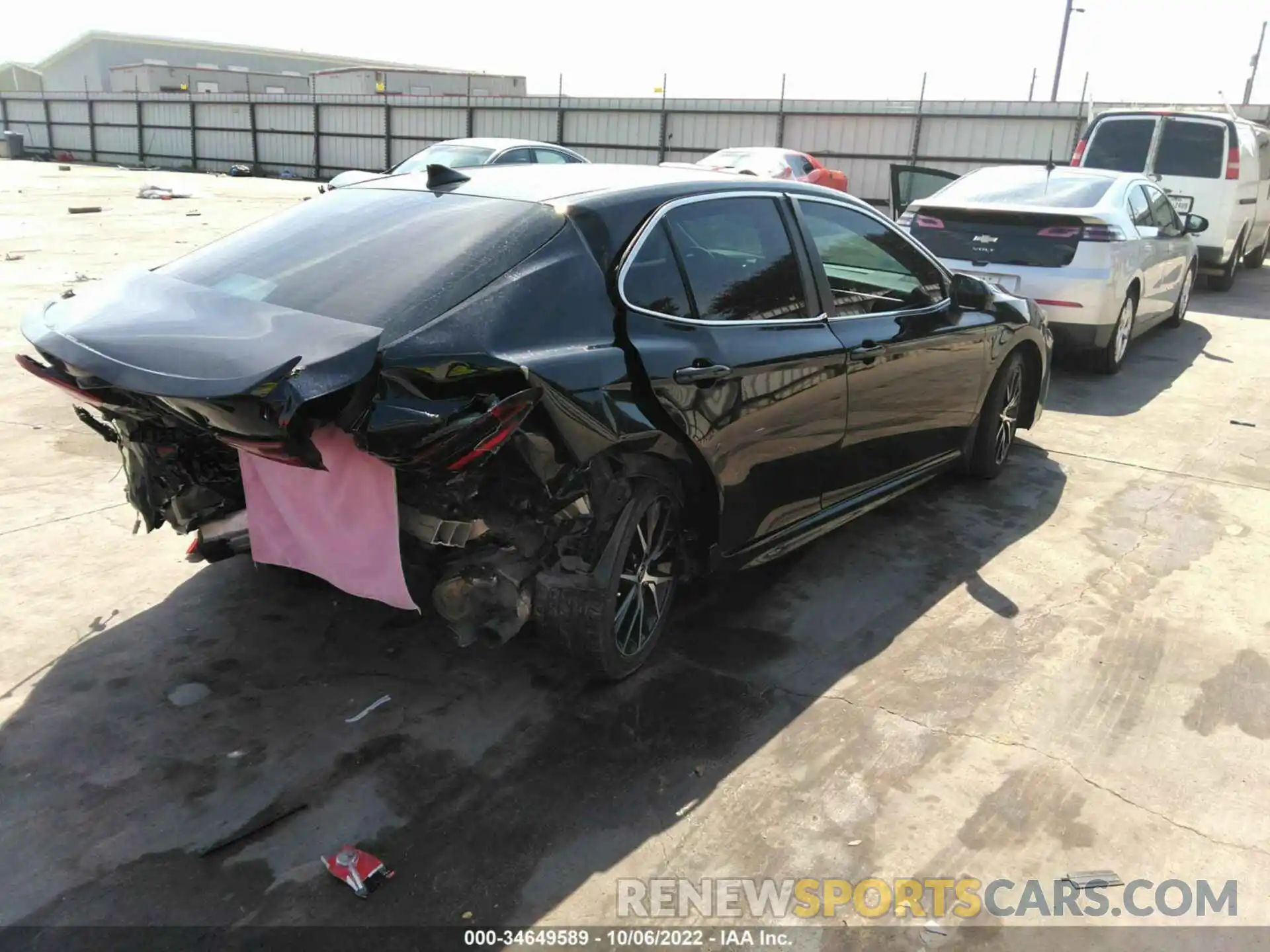 4 Photograph of a damaged car 4T1G11AK8MU602639 TOYOTA CAMRY 2021