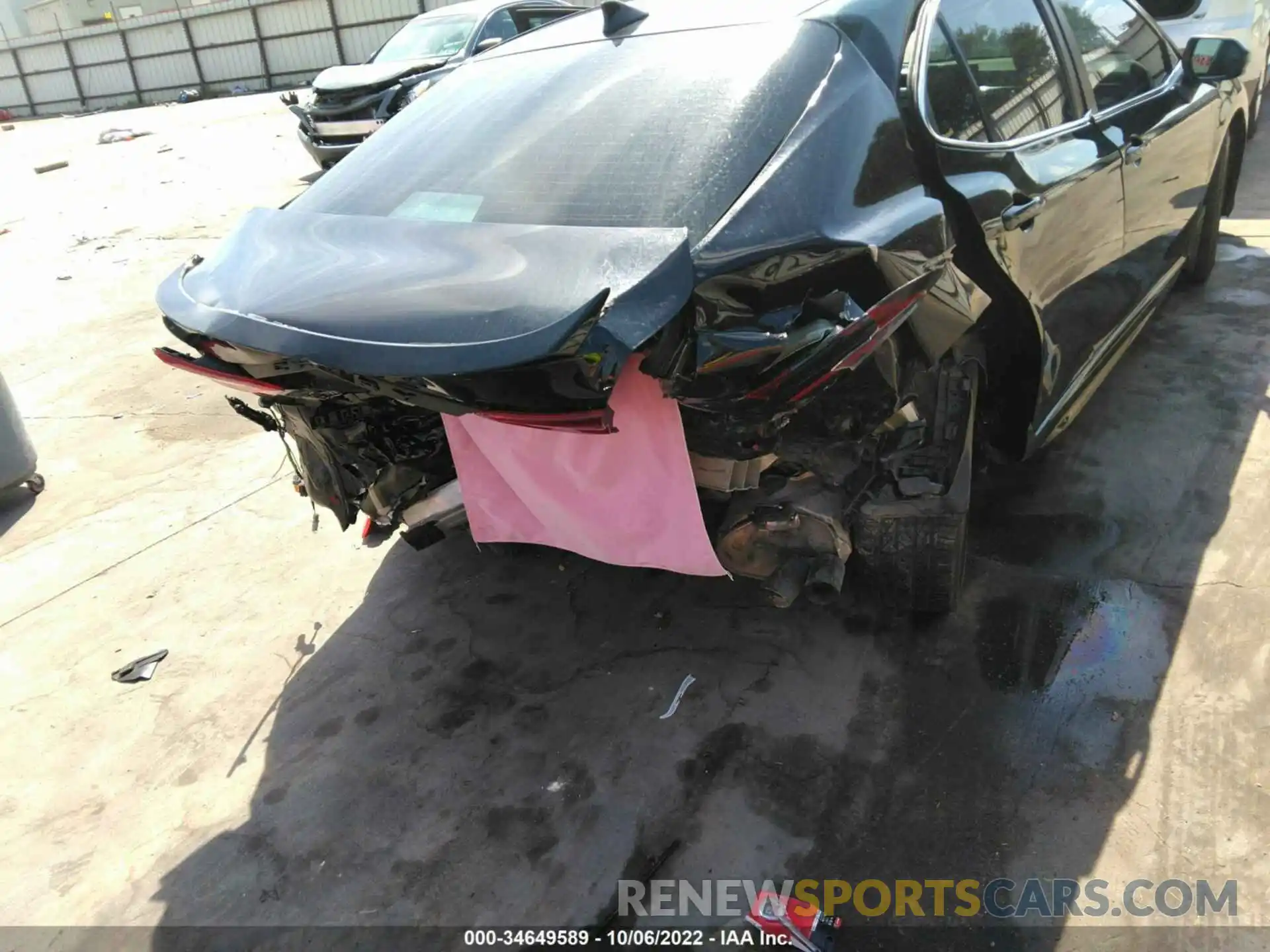 6 Photograph of a damaged car 4T1G11AK8MU602639 TOYOTA CAMRY 2021