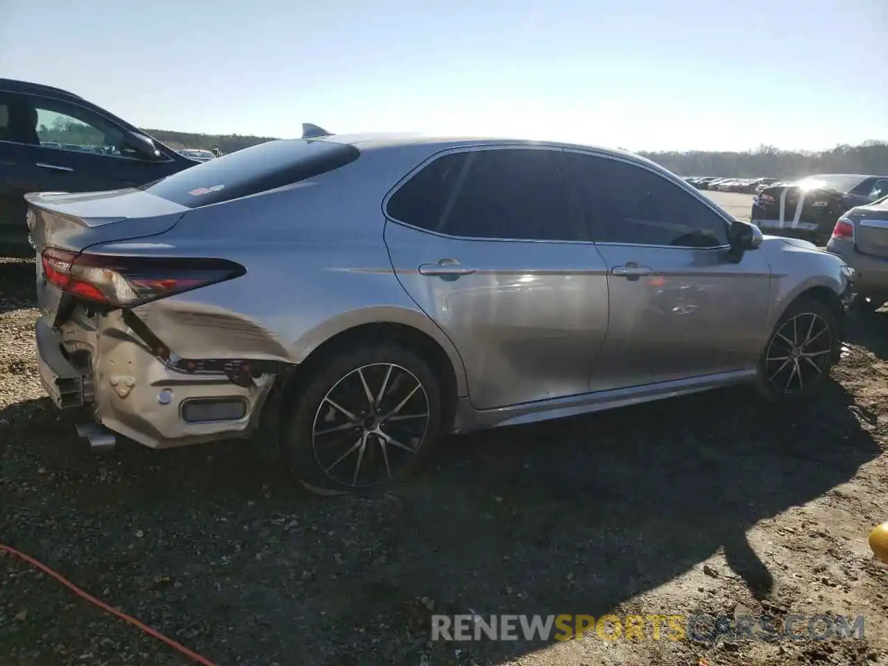 3 Photograph of a damaged car 4T1G11AK8MU607016 TOYOTA CAMRY 2021