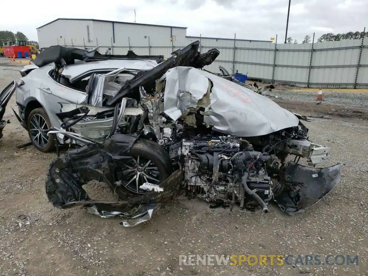 1 Photograph of a damaged car 4T1G11AK8MU612104 TOYOTA CAMRY 2021