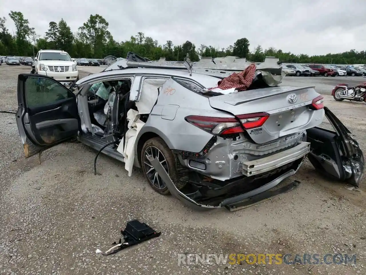 3 Photograph of a damaged car 4T1G11AK8MU612104 TOYOTA CAMRY 2021