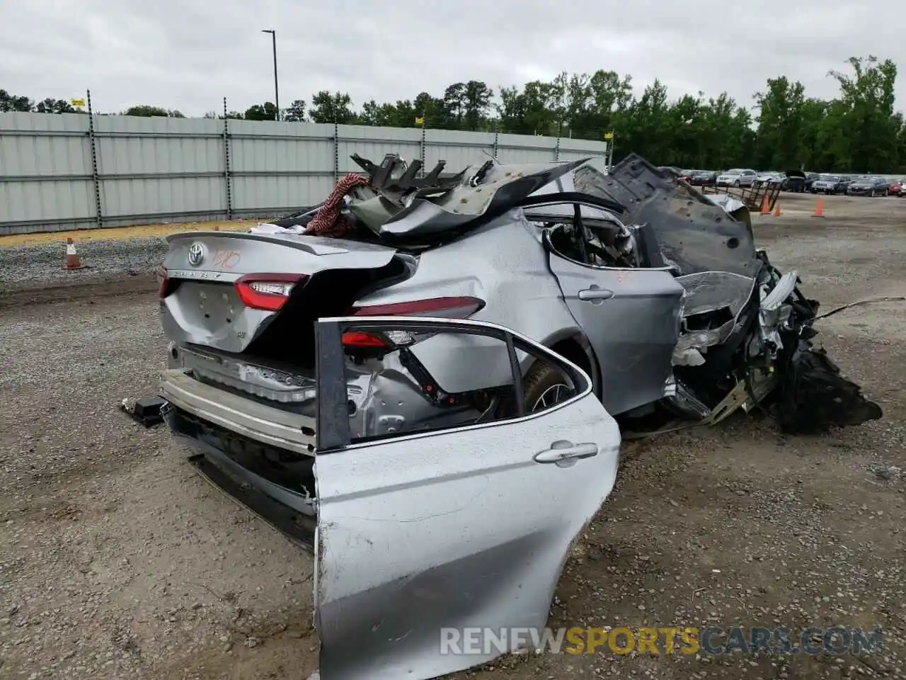 4 Photograph of a damaged car 4T1G11AK8MU612104 TOYOTA CAMRY 2021