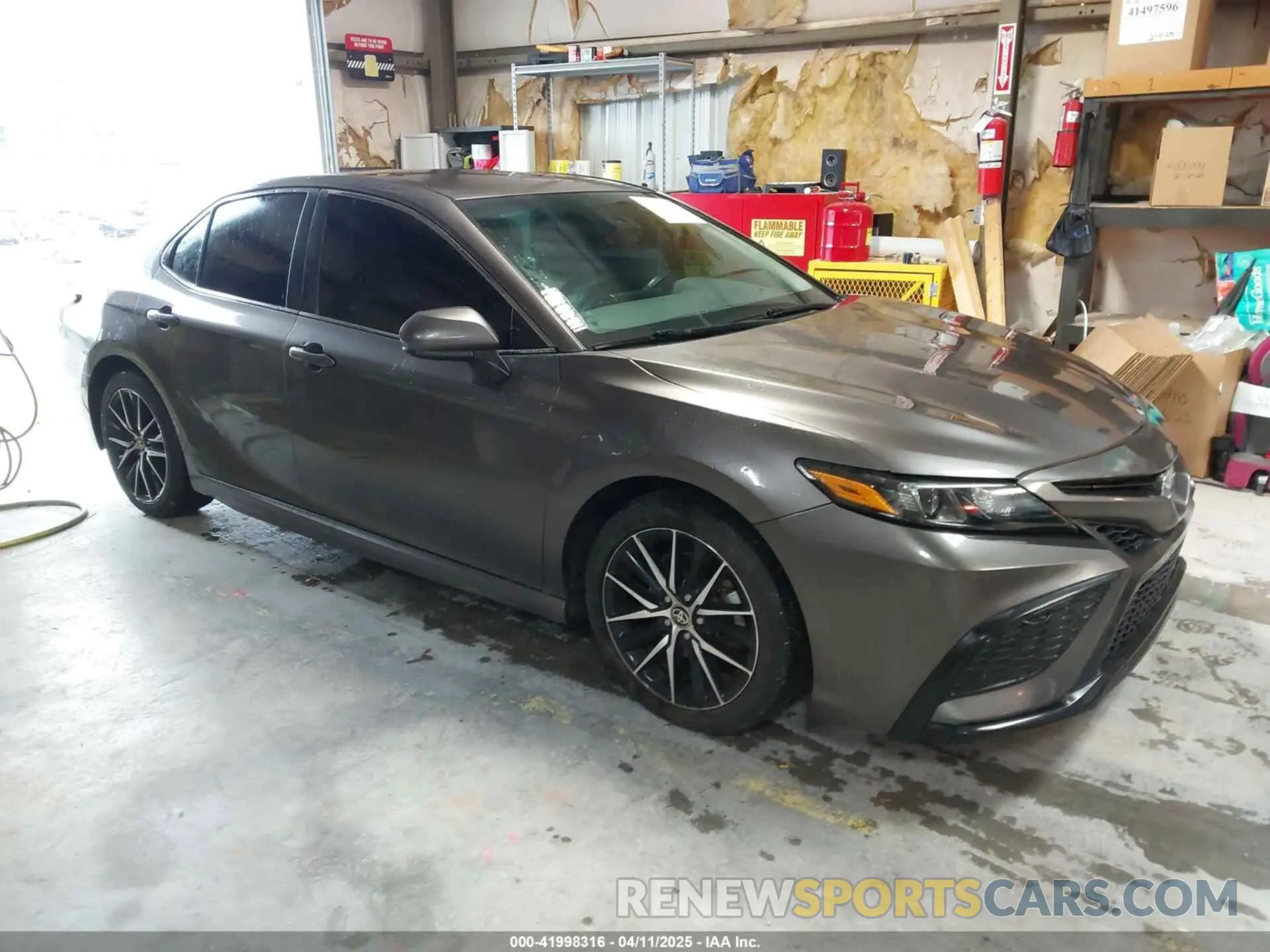 1 Photograph of a damaged car 4T1G11AK9MU407567 TOYOTA CAMRY 2021