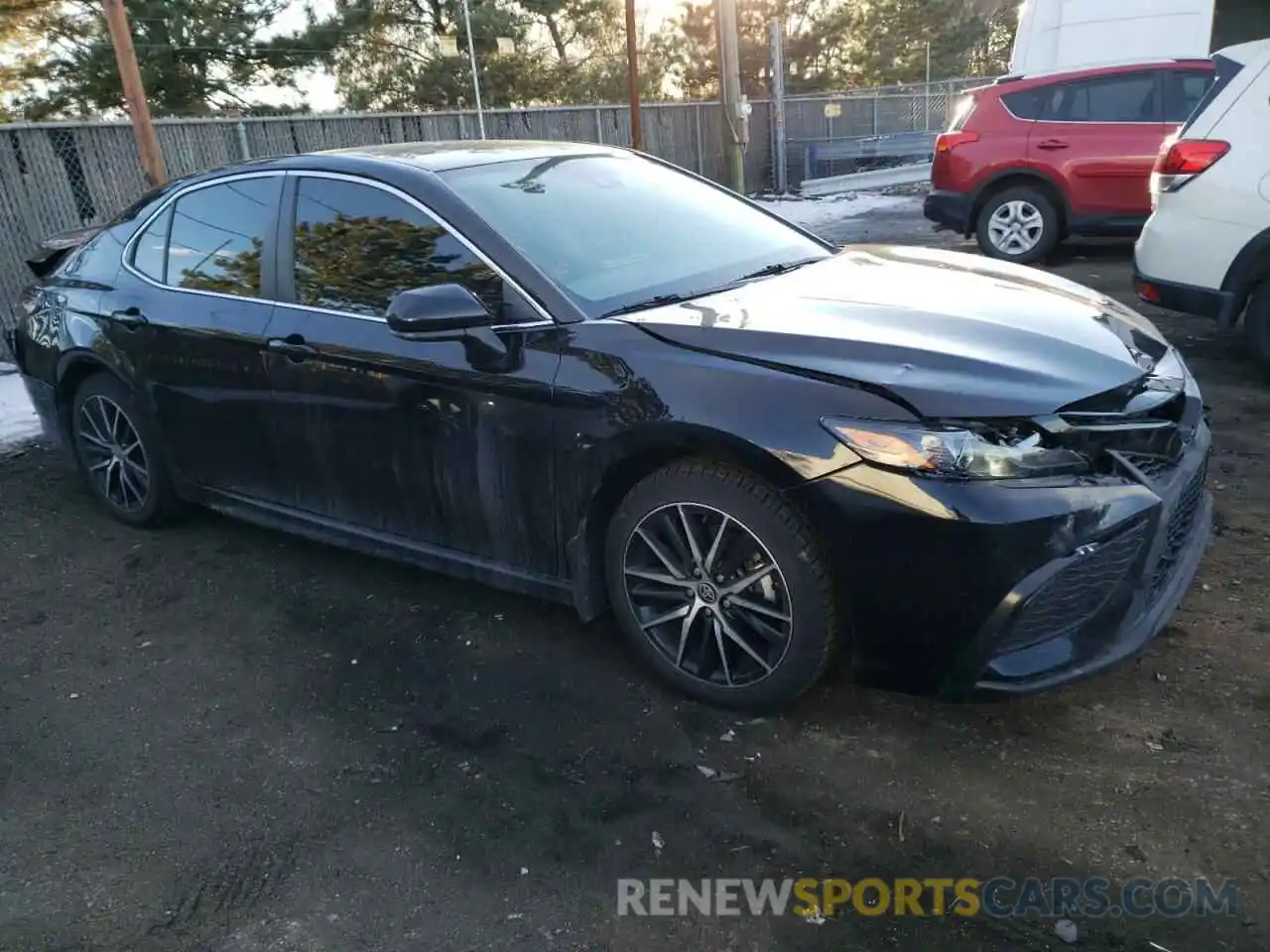 4 Photograph of a damaged car 4T1G11AK9MU410825 TOYOTA CAMRY 2021