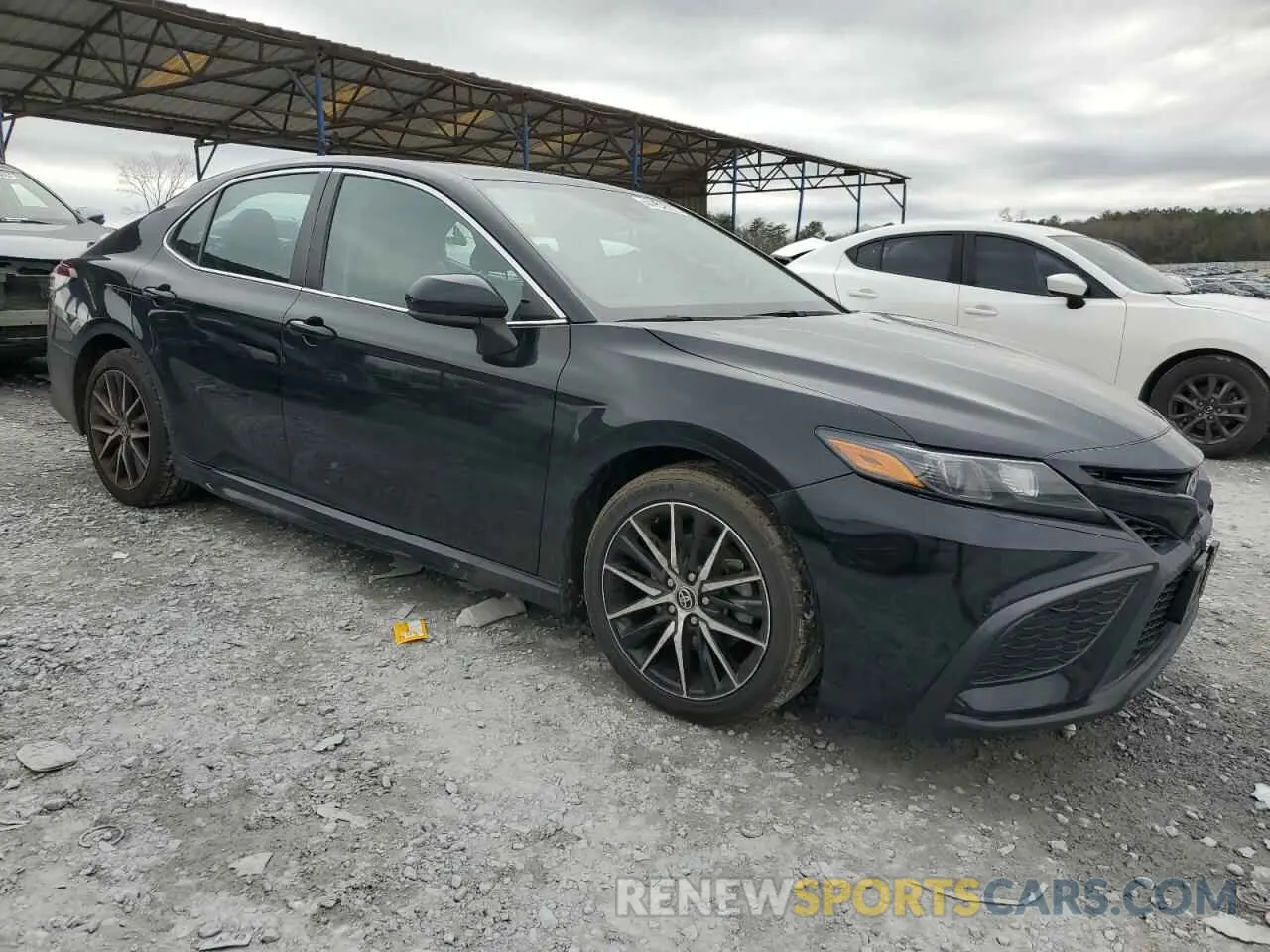 4 Photograph of a damaged car 4T1G11AK9MU413286 TOYOTA CAMRY 2021