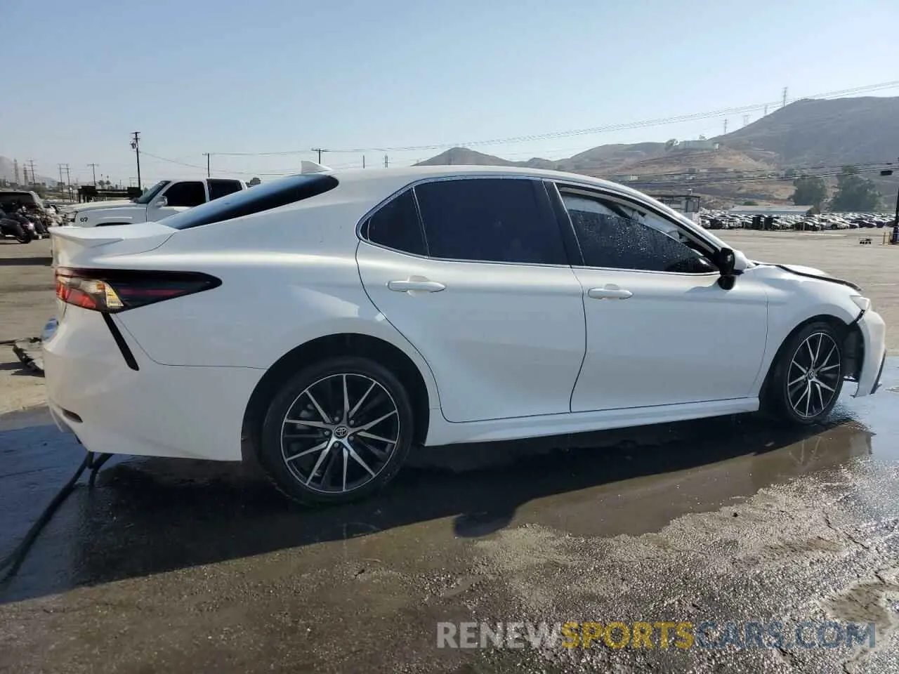 3 Photograph of a damaged car 4T1G11AK9MU416446 TOYOTA CAMRY 2021