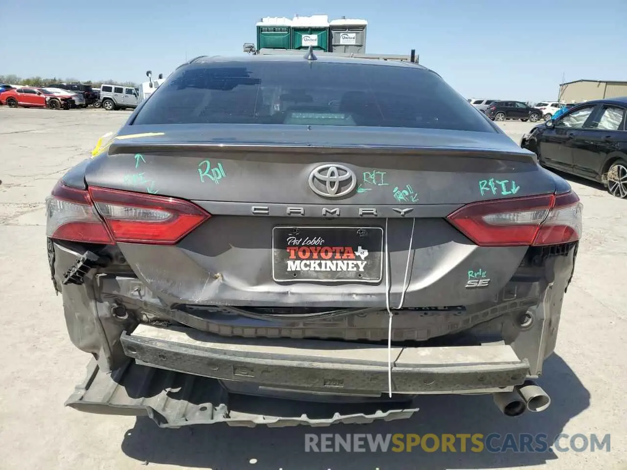 6 Photograph of a damaged car 4T1G11AK9MU422411 TOYOTA CAMRY 2021