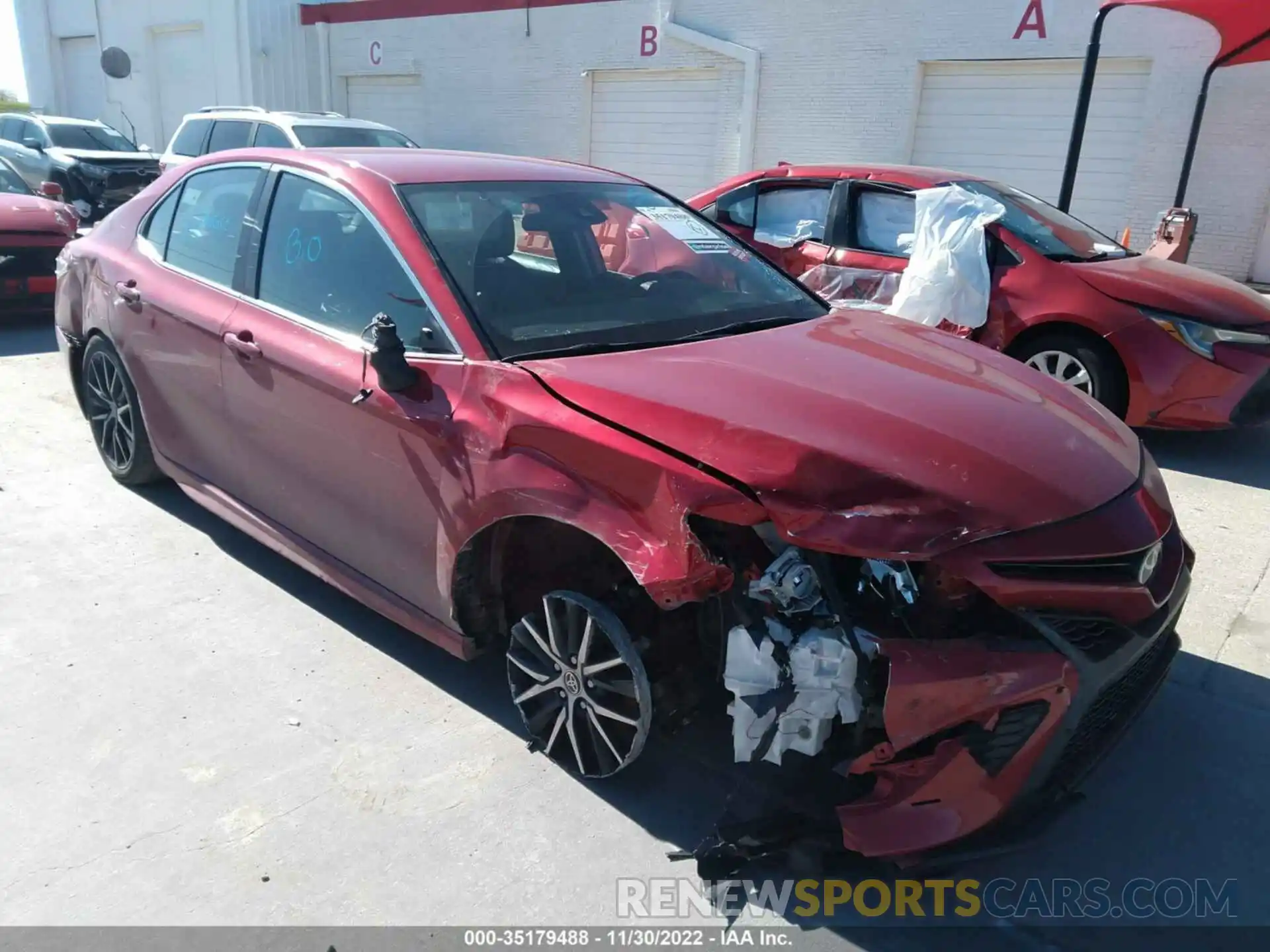 1 Photograph of a damaged car 4T1G11AK9MU427737 TOYOTA CAMRY 2021