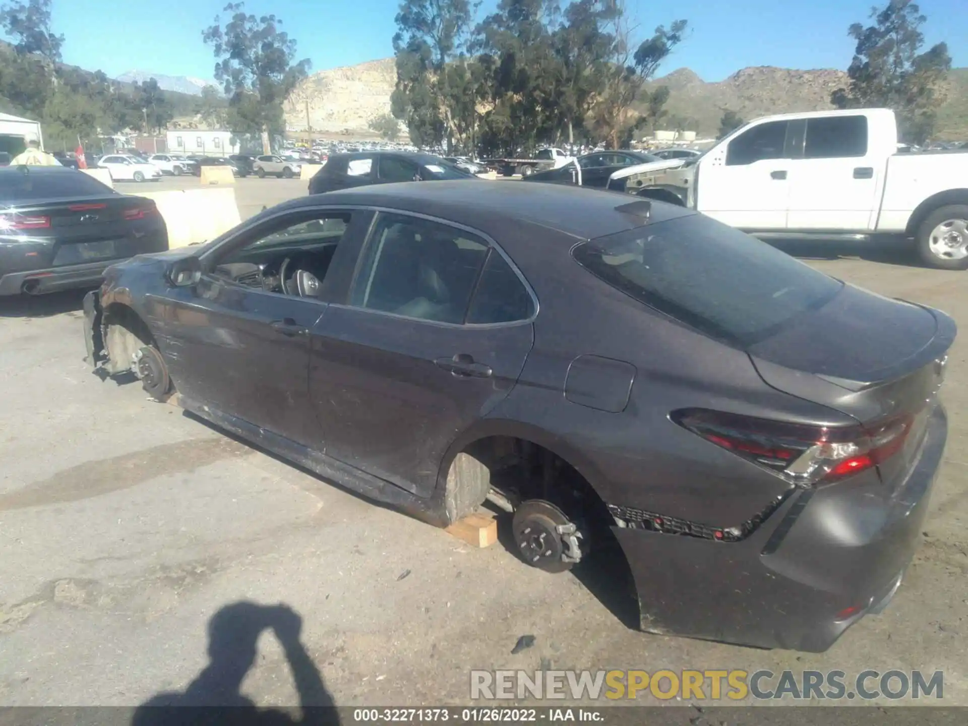 3 Photograph of a damaged car 4T1G11AK9MU433862 TOYOTA CAMRY 2021