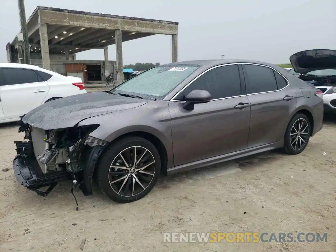 1 Photograph of a damaged car 4T1G11AK9MU439323 TOYOTA CAMRY 2021