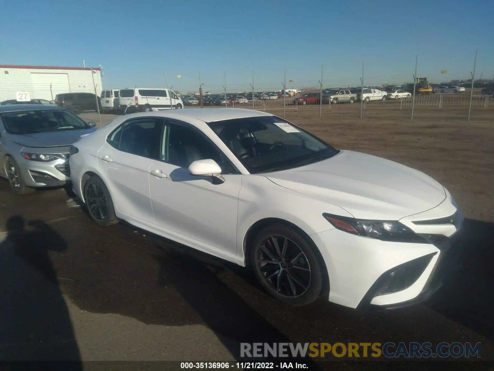 1 Photograph of a damaged car 4T1G11AK9MU443825 TOYOTA CAMRY 2021