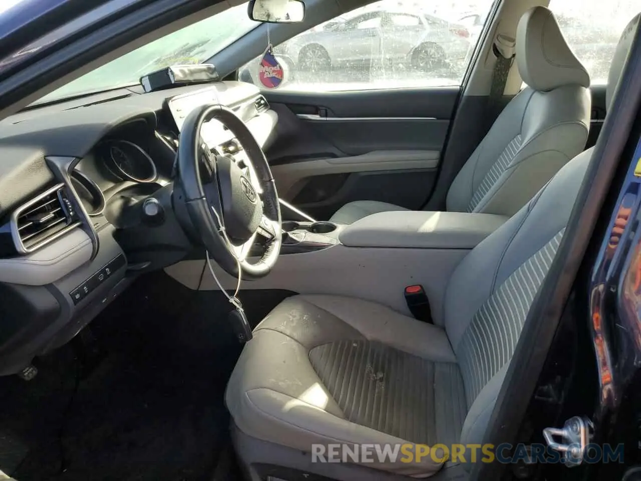 7 Photograph of a damaged car 4T1G11AK9MU453299 TOYOTA CAMRY 2021